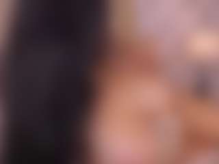 Lyra Bellini's Live Sex Cam Show