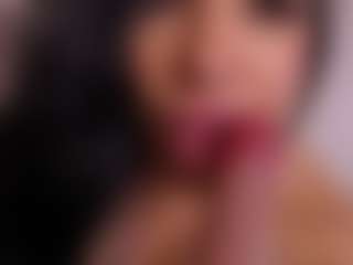 Lyra Bellini's Live Sex Cam Show