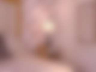 Live cam show with Lyra Bellini - Thick on makecum.org