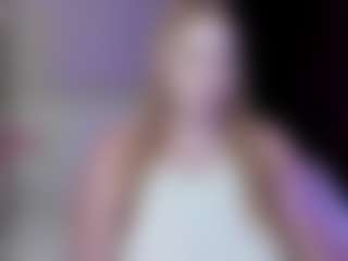Live cam show with Michelle - Hairy Pussy Teen (18+) on SquirtSoMuch