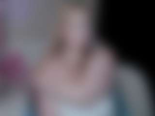 Live cam show with Michelle - Dildo Or Vibrator on boobsie.com
