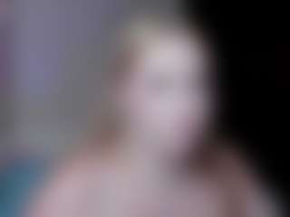 Live cam show with Michelle - Normal on xfollow cams