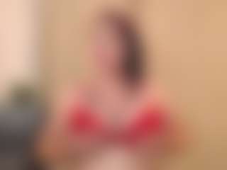 AlinaBoobs MILF webcam performer live streaming