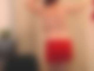 Live cam show with AlinaBoobs - Gamer MILF on Soda Cam