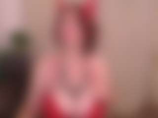 Live cam show with AlinaBoobs - Middle Aged on chickslive.net