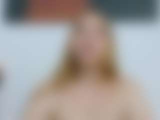 Live cam show with Biancka - Moaning on Uber Horny