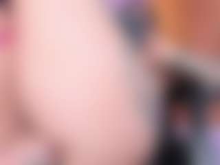 Live cam show with Emmy - Cowgirl on Camming Site