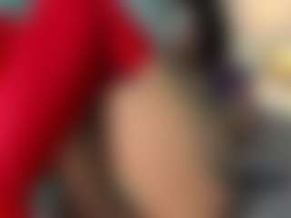 Live cam show with Emmy - Young Adult on livesuperchat.net