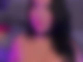 Live cam show with Emmy - Big Tits on Dare Cams
