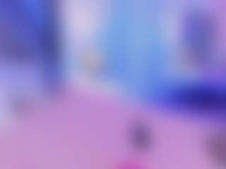 Live cam show with Emmy - Anal Toys on Camsoda