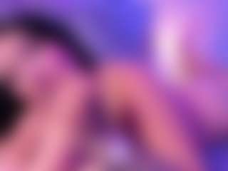 Live cam show with Emmy - Dirty Talk on StripNow