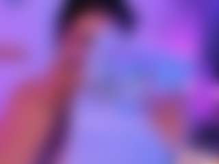 Emmy's Live Sex Cam Show