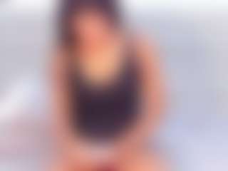 Live cam show with DaimondJohnson - Brown Hair on Dolls Live