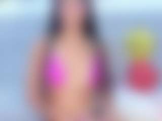 Live cam show with DaimondJohnson - Brown Hair on livesuperchat.net