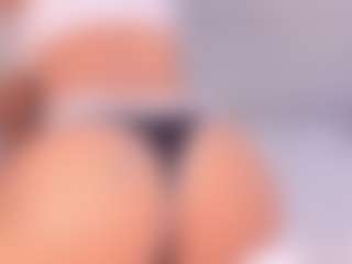 Live cam show with DaimondJohnson - Moaning on Camsoda