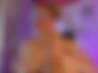 Live cam show with Eva - Erotic on CamClone