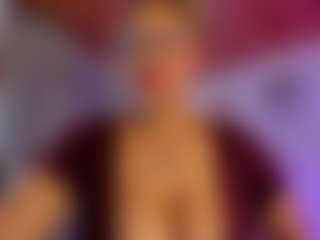 Live cam show with Eva - Hairy on 1on1-livenow