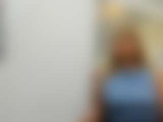 Live cam show with alana-johnson0 - Middle Aged on TeamSkeetLive
