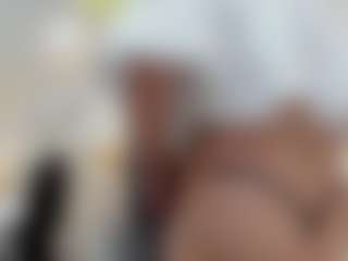 Live cam show with alana-johnson0 - Flashing on CamClone