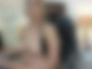 Live cam show with alana-johnson0 - Granny on StripNow