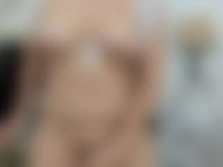 Live cam show with alana-johnson0 - Granny on luckytryst.com
