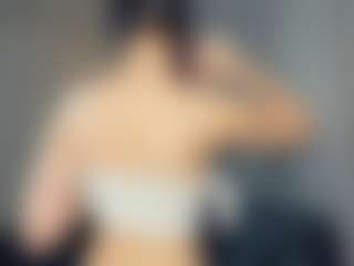 Live cam show with Beedream - Tiny Tits on eurowanks.com