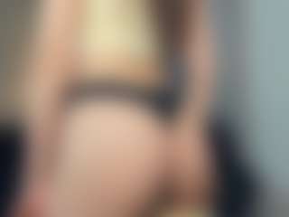 Beedream's Live Sex Cam Show