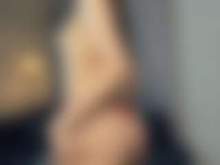 Live cam show with Beedream - Camel Toe on SinfulBabes