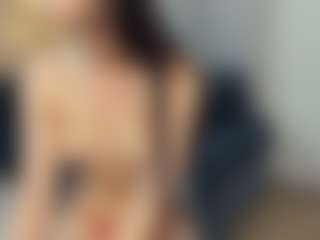 Live cam show with Beedream - Drinking on hotwifechat.live
