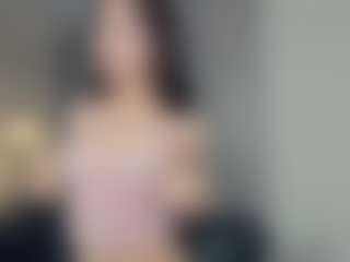 Live cam show with Beedream - Blue Eyes on wildcum.com