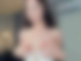 Live cam show with Beedream - Blue Eyes on Free Soda