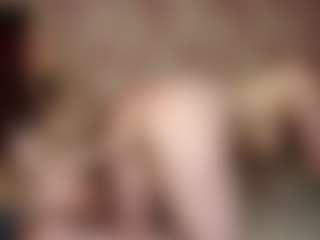 Live cam show with Blair and Hild - Suck on Camsoda