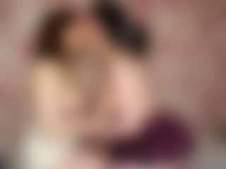 Live cam show with Blair and Hild - Bedroom on madthumbs