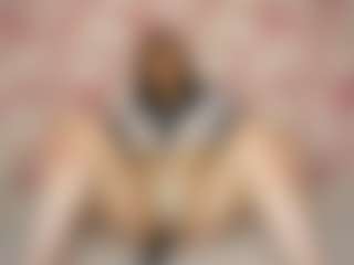 Live cam show with Blair and Hild - Striptease on AdultVida.com