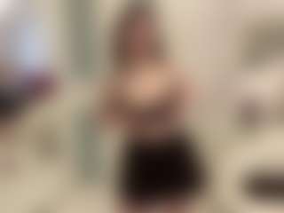 Live cam show with Hild - Slave on TeamSkeetLive