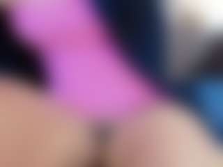 Live cam show with DollLoren26 - Upskirt on Camsoda