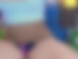 Live cam show with DollLoren26 - Upskirt on madthumbs