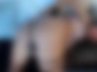 Live cam show with DollLoren26 - Upskirt on Camsoda