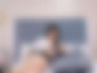 ZoeWillis's Live Sex Cam Show