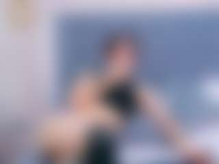 Live cam show with ZoeWillis - Smoking on Streamer API