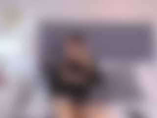 Live cam show with ZoeWillis - Bikini on Gym Cam Girls