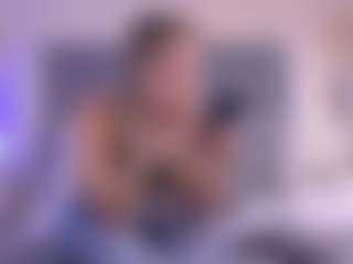 ZoeWillis's Live Sex Cam Show