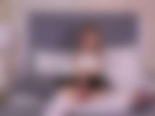 Live cam show with ZoeWillis - Handjob on madthumbs