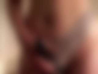 Live cam show with Melody - Joi on Hubzter Live