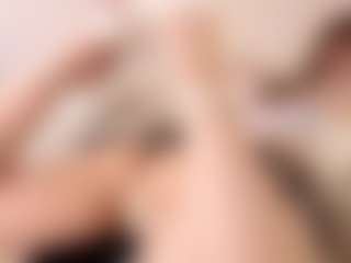 Live cam show with Melody - Camel Toe on Camming Site