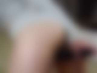 Live cam show with Melody - Joi on CamSodaAdn