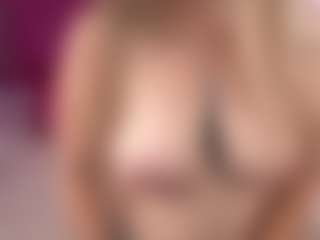 Live cam show with DanielaReign - Nipple Piercings on Big Tits