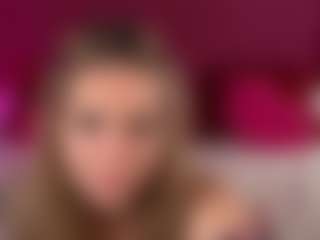 Live cam show with DanielaReign - Body Massage on Camsoda