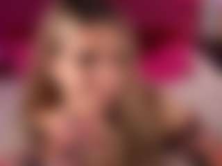 Live cam show with DanielaReign - Body Massage on makecum.org