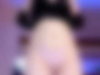 Live cam show with AlyshaHermenau - Gray Eyes on AdultVida.com